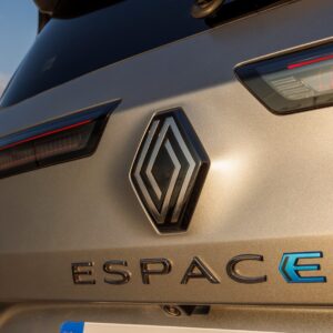 Renault Espace E-Tech test